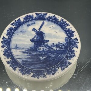 Vintage Delft Blauw Made In Holland Dutch Miniature 3” #301 wall plate Hand Pai